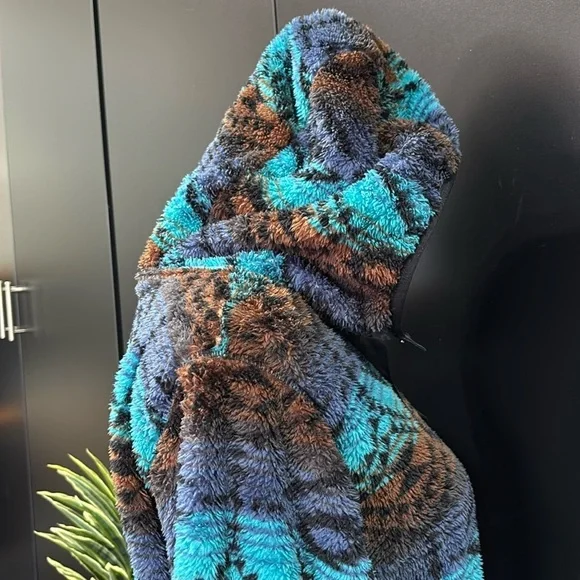 AriatTek Pullover Hoodie,Teddy Bear Fleece,Serape pattern,pockets,snap front - Picture 7 of 12